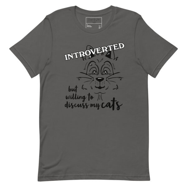 "Introverted but" graphict-shirt - Image 7