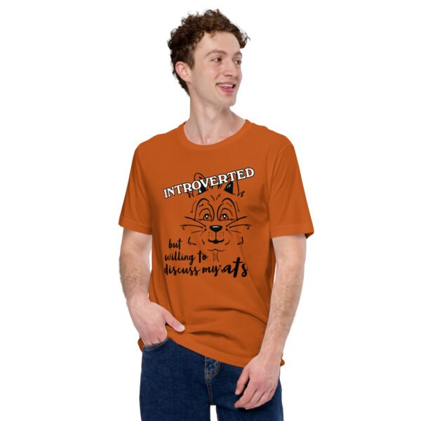 "Introverted but" graphict-shirt - Image 3